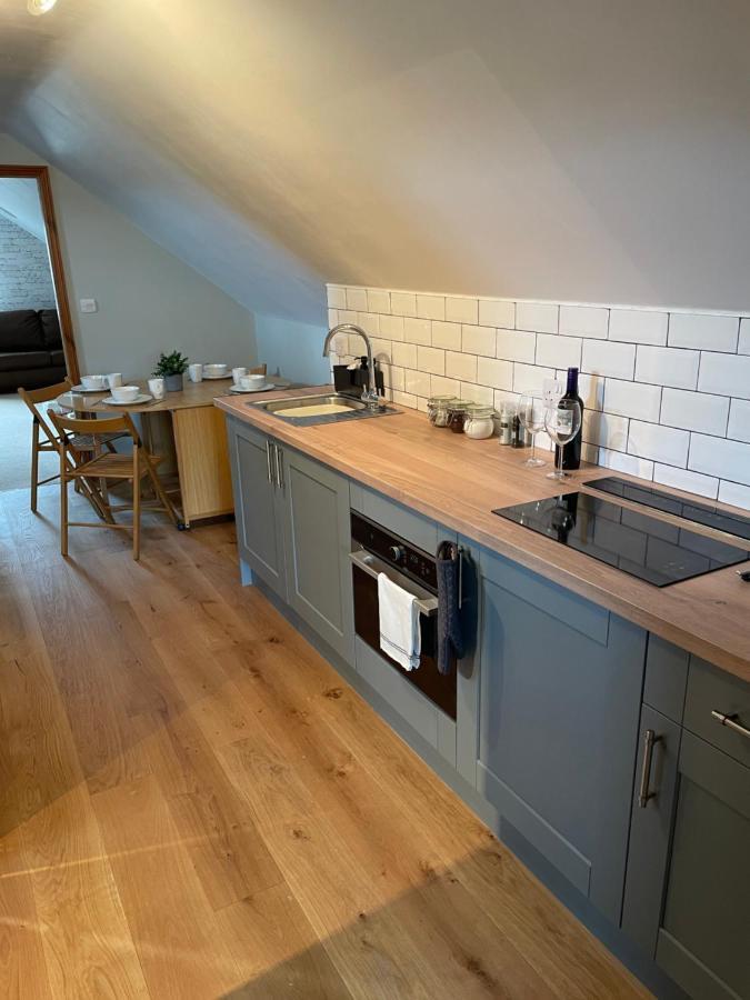 Fabulous 2 Bed Apartment Penrith Bagian luar foto