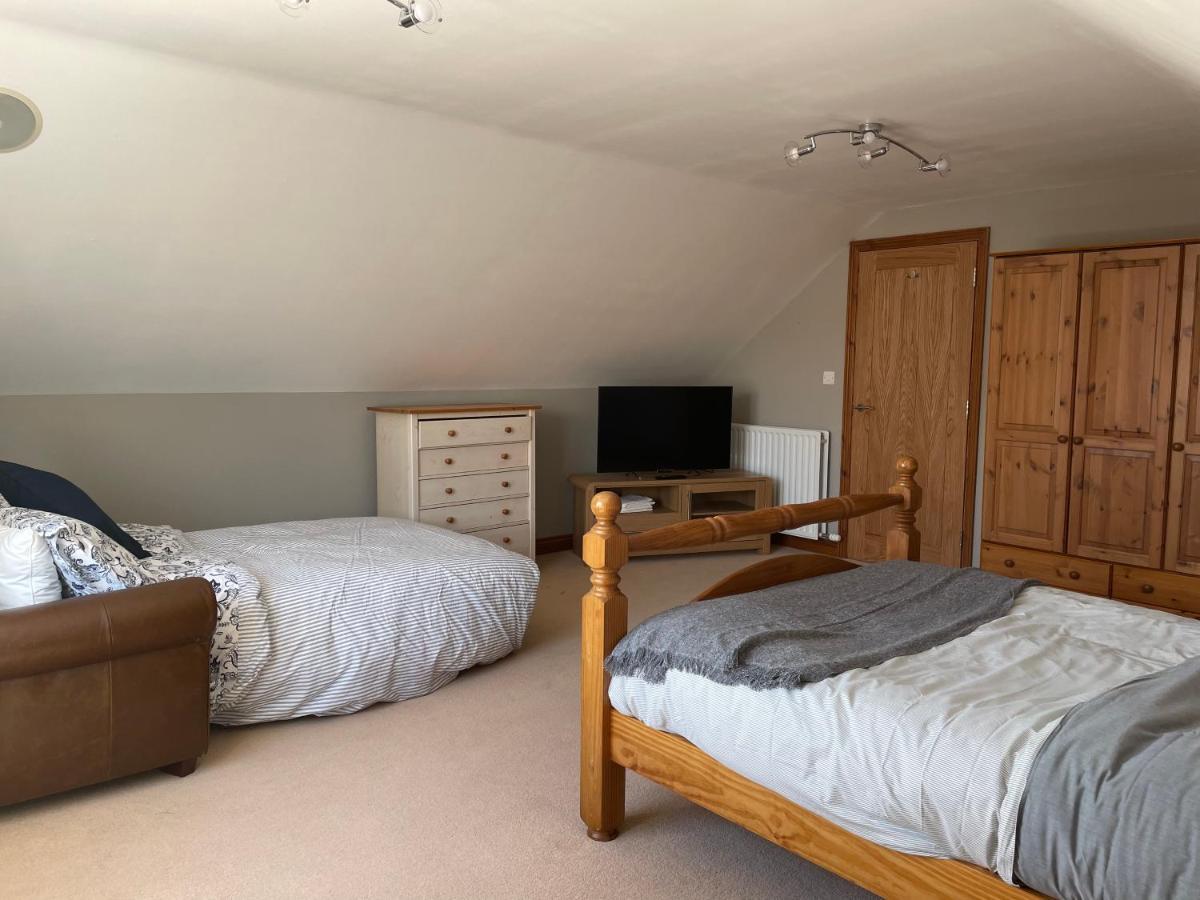 Fabulous 2 Bed Apartment Penrith Bagian luar foto