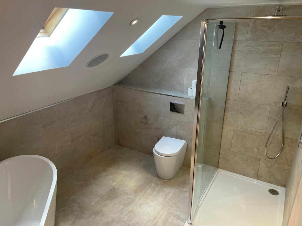 Fabulous 2 Bed Apartment Penrith Bagian luar foto